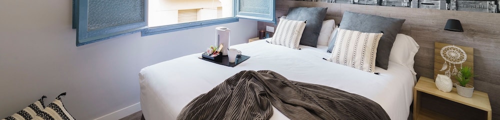 Wander by Pillow Hostal 4