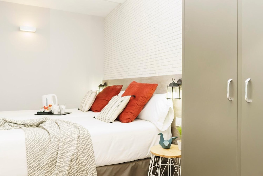Wander by Pillow Hostal 18