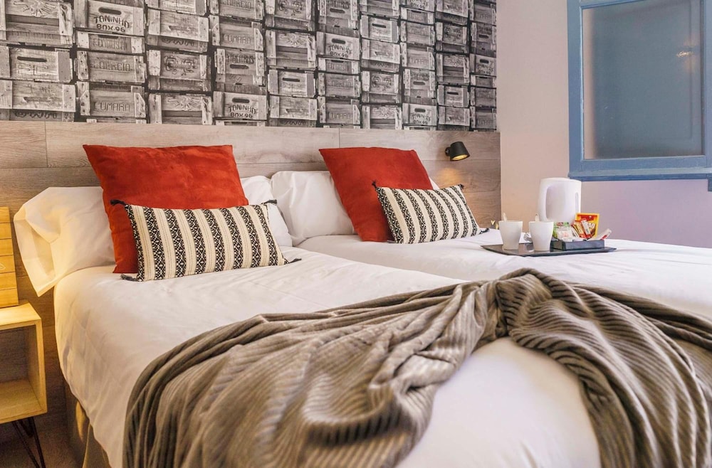 Wander by Pillow Hostal 15