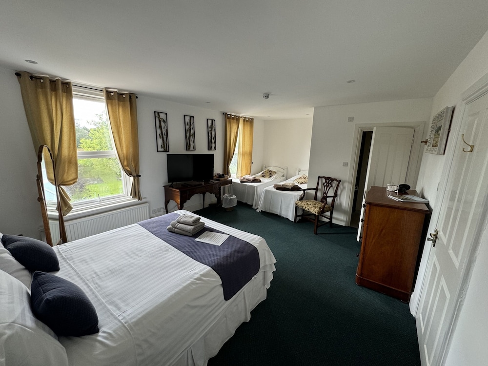 Hookwood Lodge 24