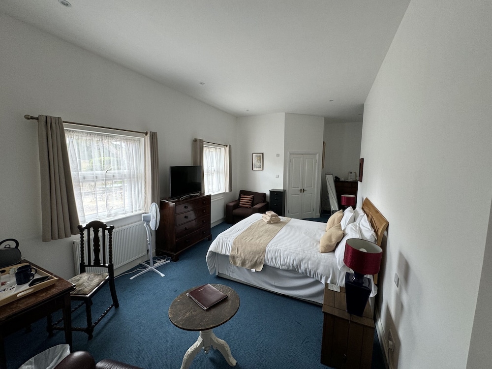 Hookwood Lodge 6