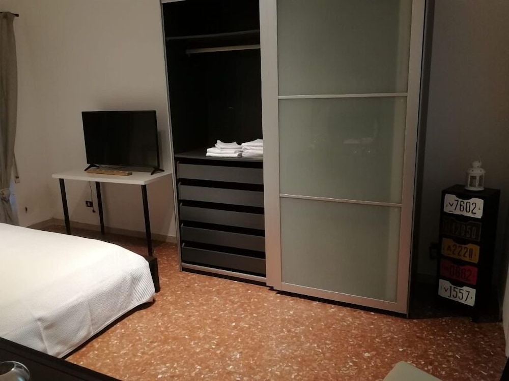 Sergio's Guest House 8