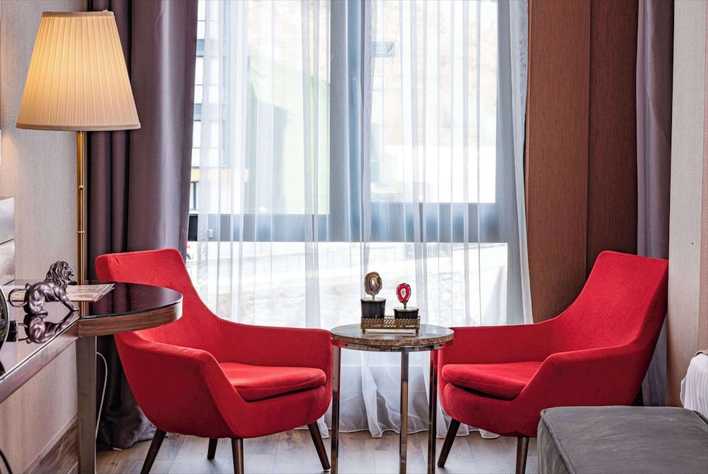 Ramada by Wyndham Istanbul Alibeykoy 9