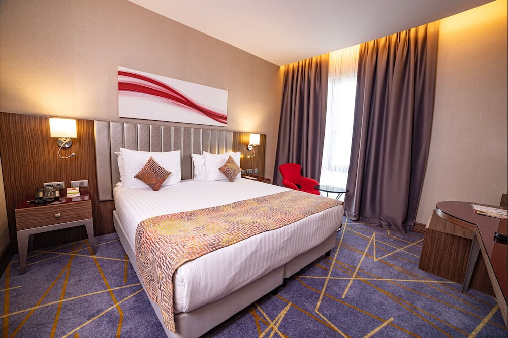 Ramada by Wyndham Istanbul Alibeykoy 6
