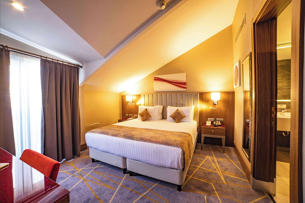 Ramada by Wyndham Istanbul Alibeykoy 17