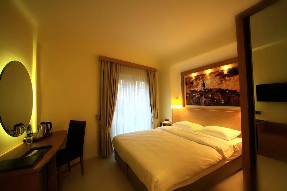 Beyoglu MLS Hotel 23