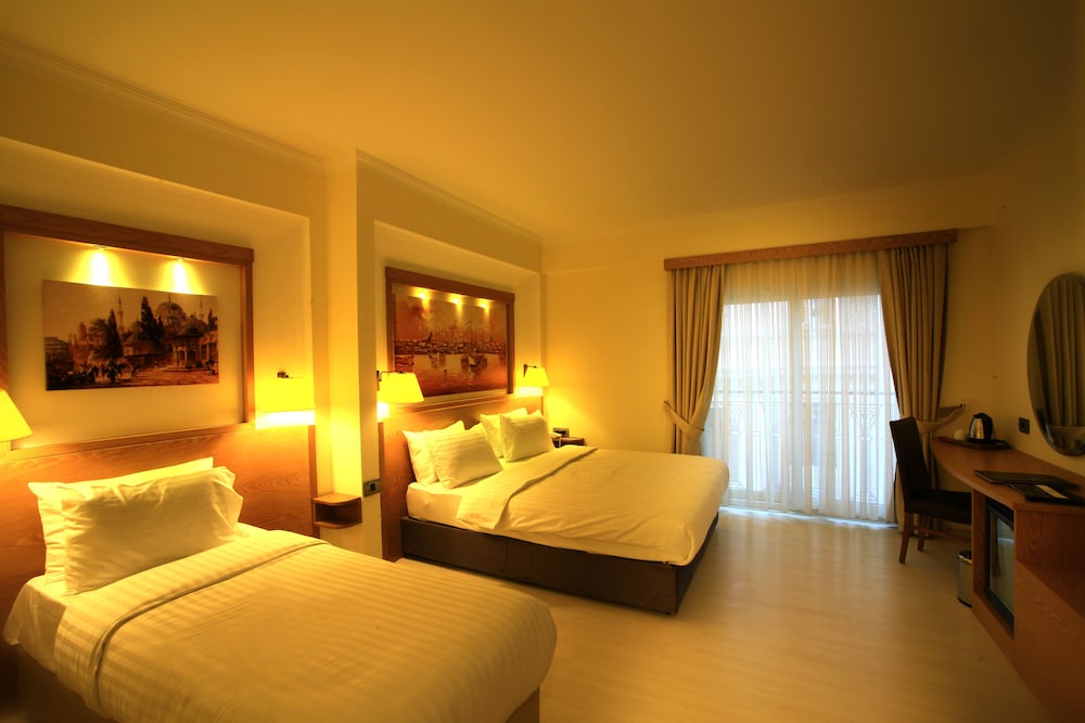 Beyoglu MLS Hotel 24