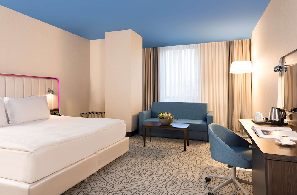 Park Inn by Radisson Istanbul Atasehir 10