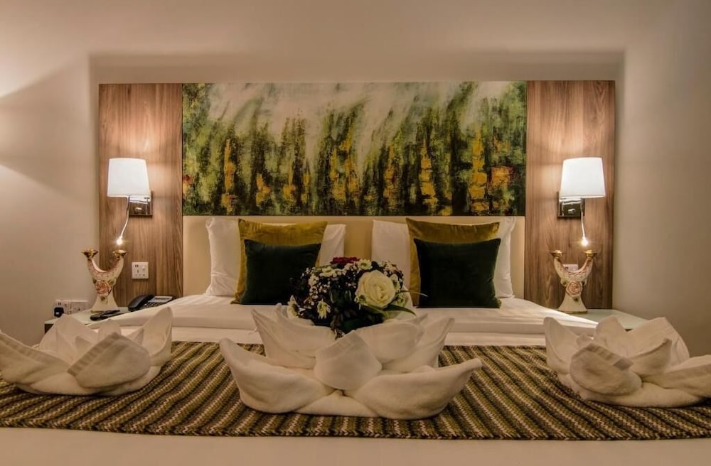 Royal View Hotel 7