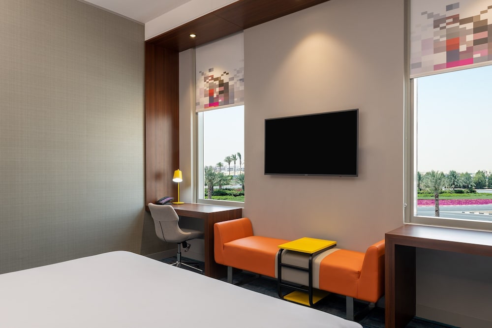 Aloft Dubai South 7