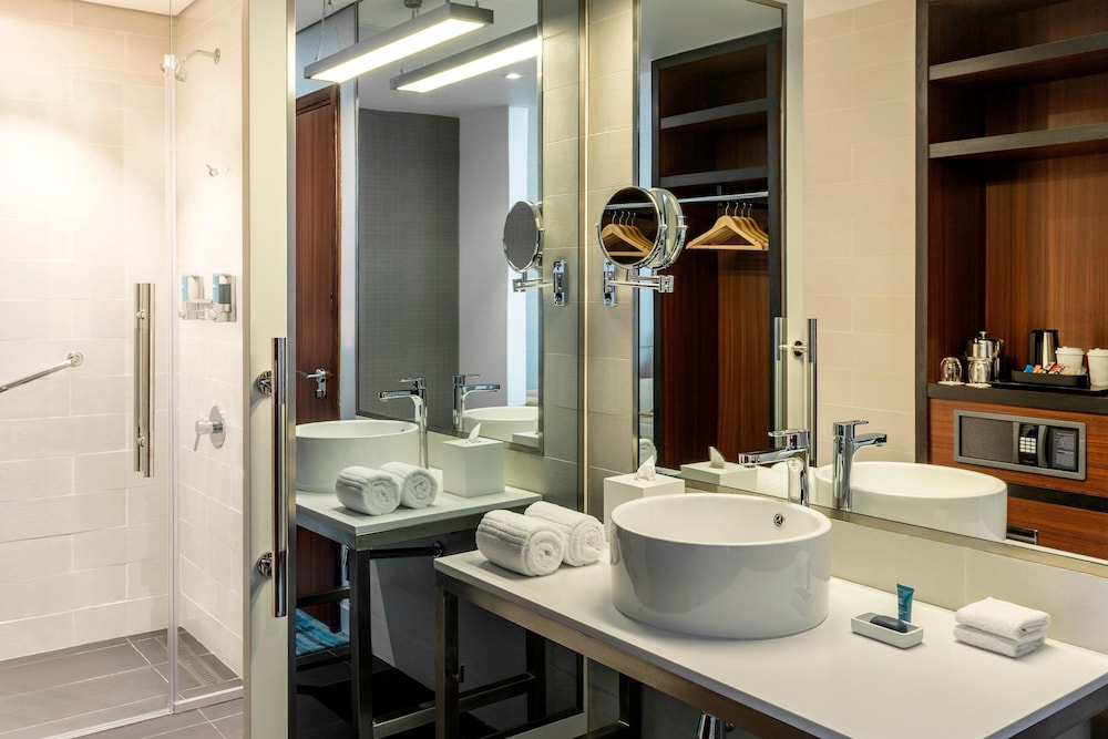 Aloft Dubai South 19