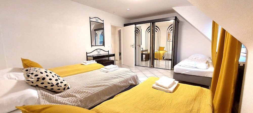 Tolstov-Hotels Old Town Burgplatz Apartment 6