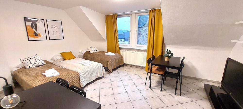 Tolstov-Hotels Old Town Burgplatz Apartment 7