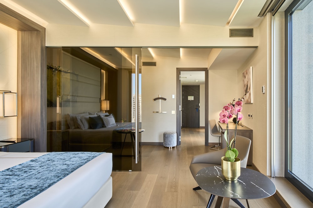 VP Plaza España Design 18
