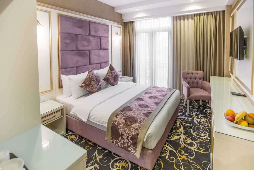Gold Tbilisi Hotel 16