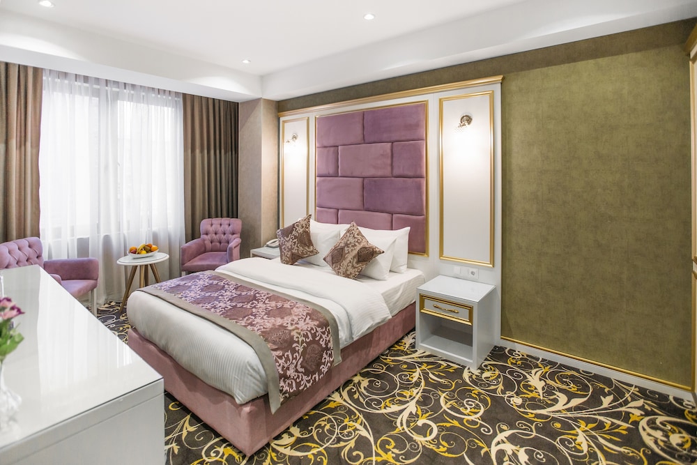 Gold Tbilisi Hotel 14