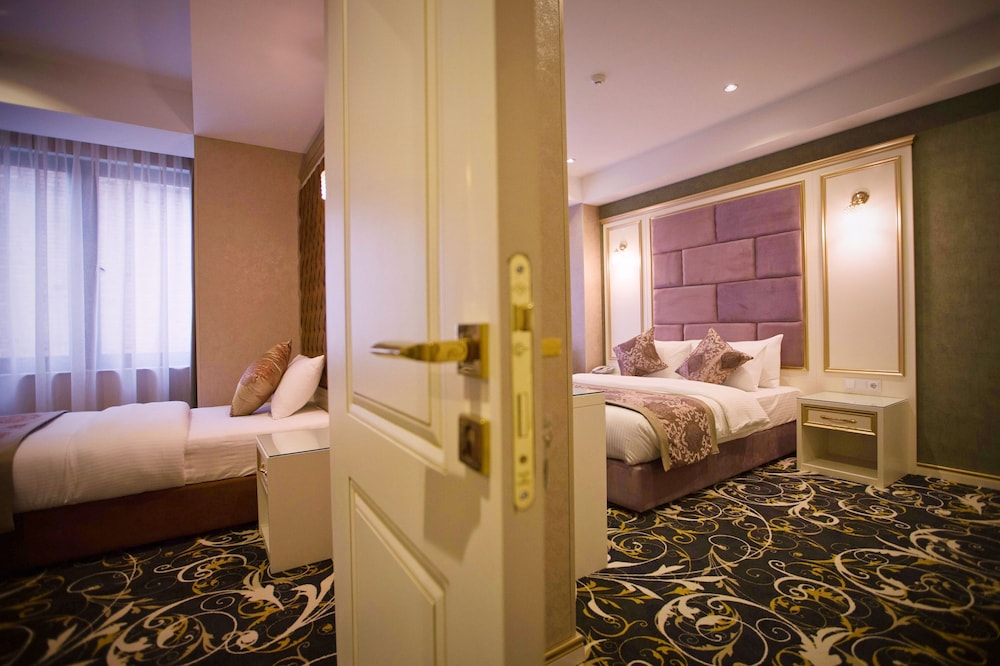 Gold Tbilisi Hotel 20