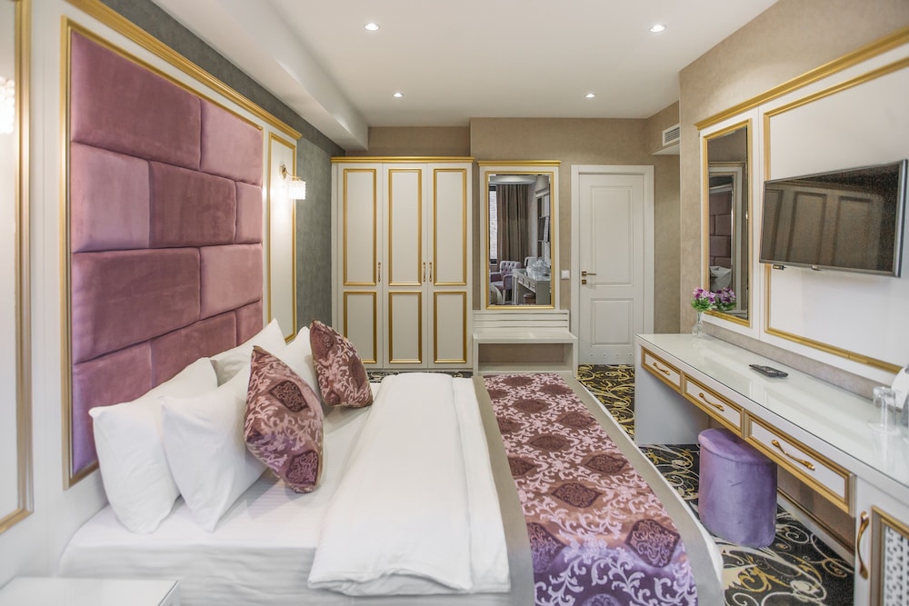 Gold Tbilisi Hotel 18