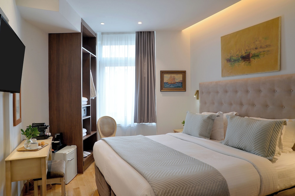 Acropolian Spirit Boutique Hotel 10