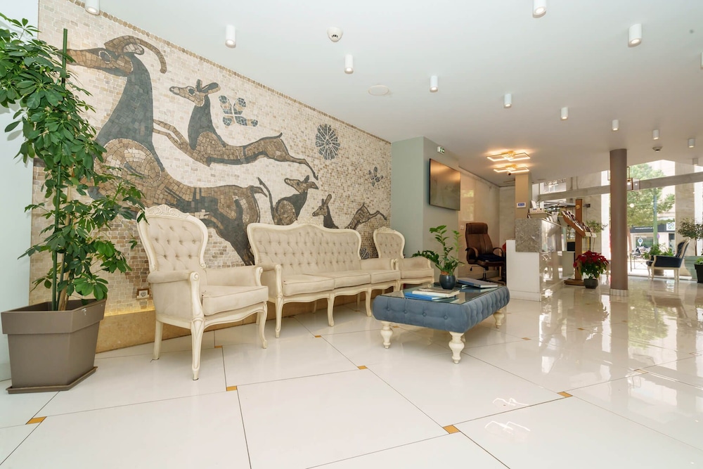 Acropolian Spirit Boutique Hotel 4