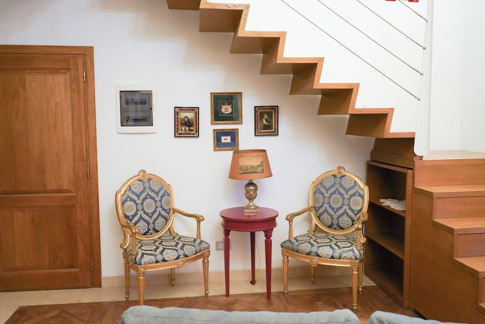 Borgo Pallavicini Mori 15