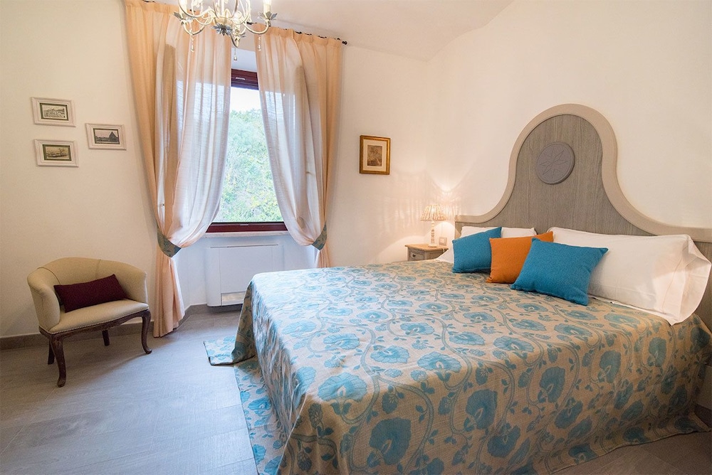 Borgo Pallavicini Mori 7