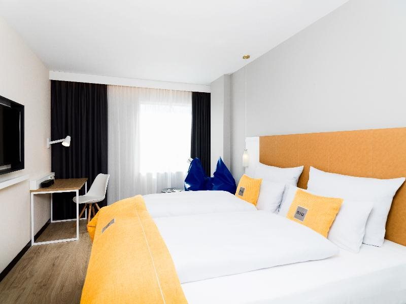 Holiday Inn - the niu, Dairy Haarlem 2