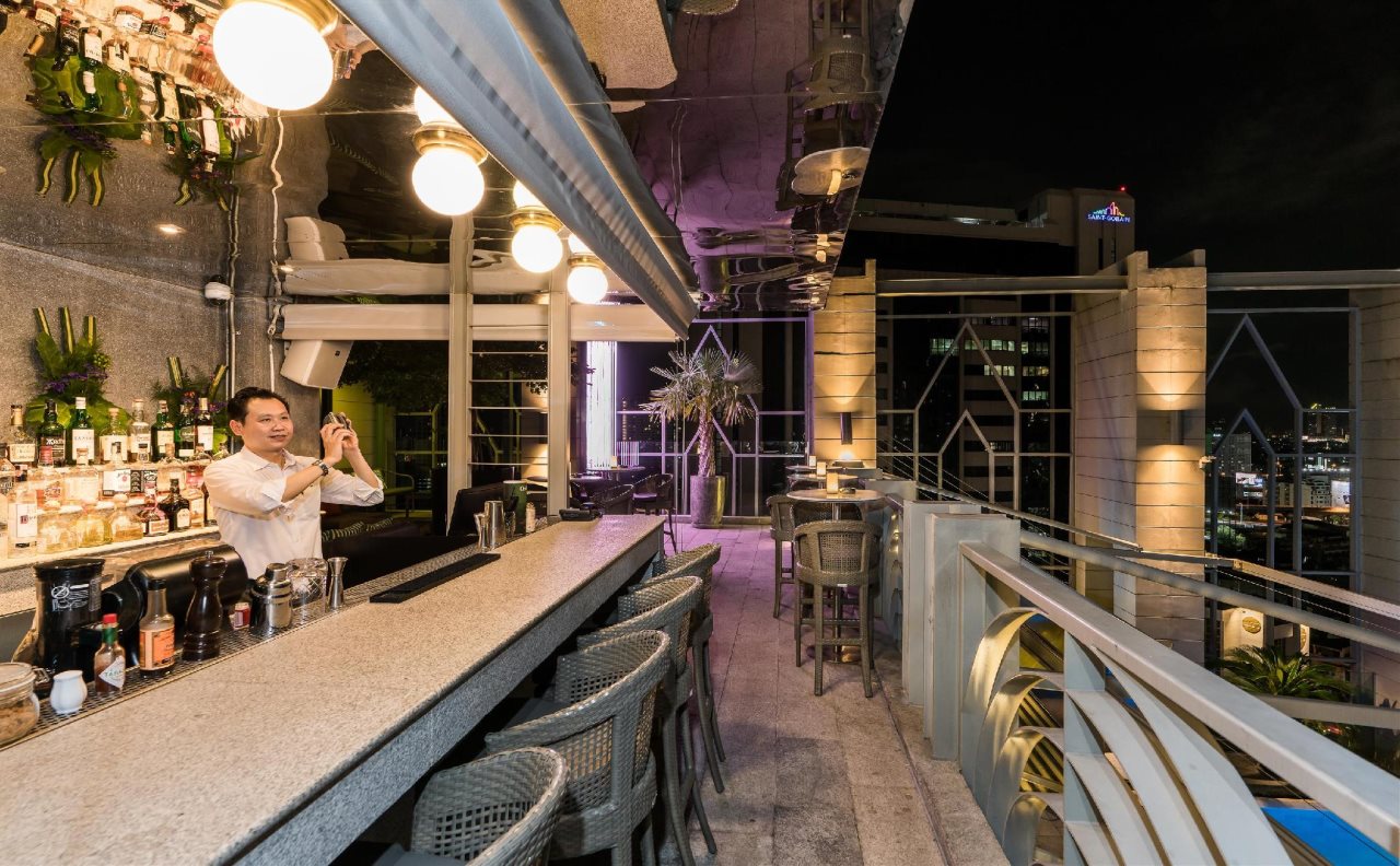 Akara Hotel 18