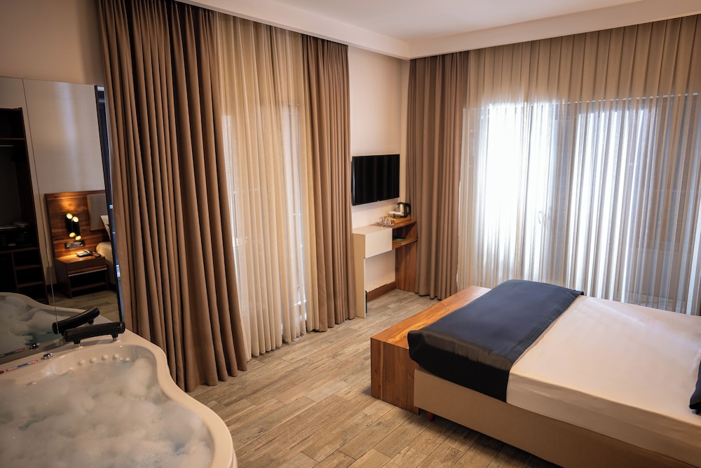 Mari Suites Hotel 19