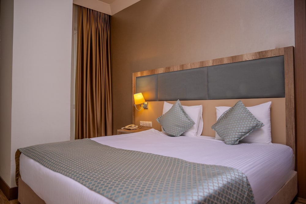 Mari Suites Hotel 10