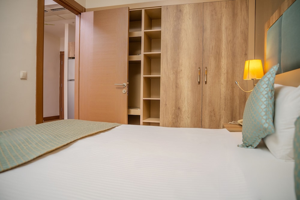 Mari Suites Hotel 14