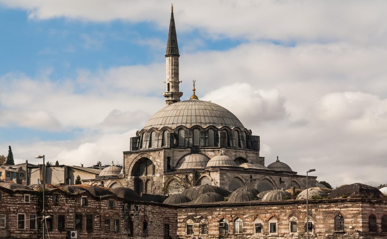 Istanbul Queen Seagull 14