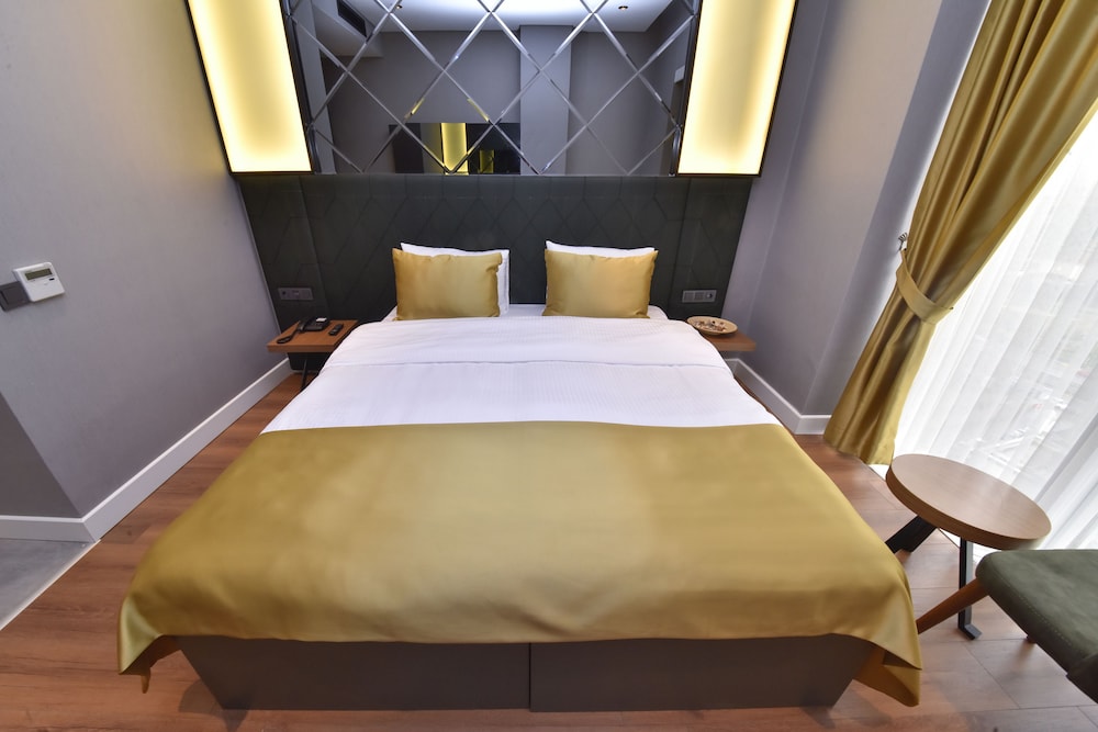 Atacity Hotel 18