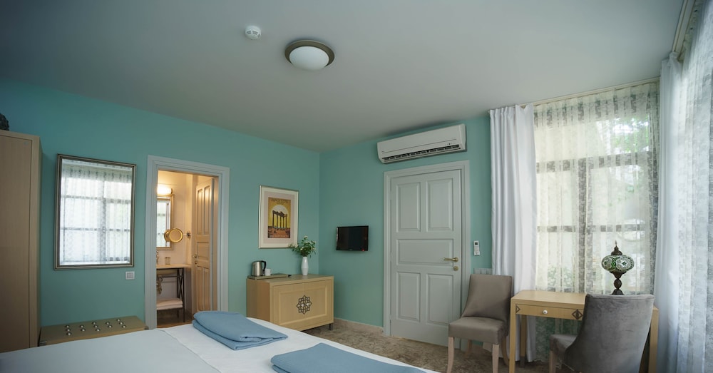 Delight Deluxe Boutique Hotel 21