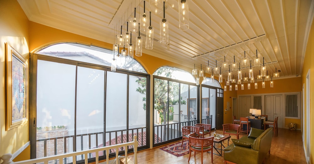 Delight Deluxe Boutique Hotel 6