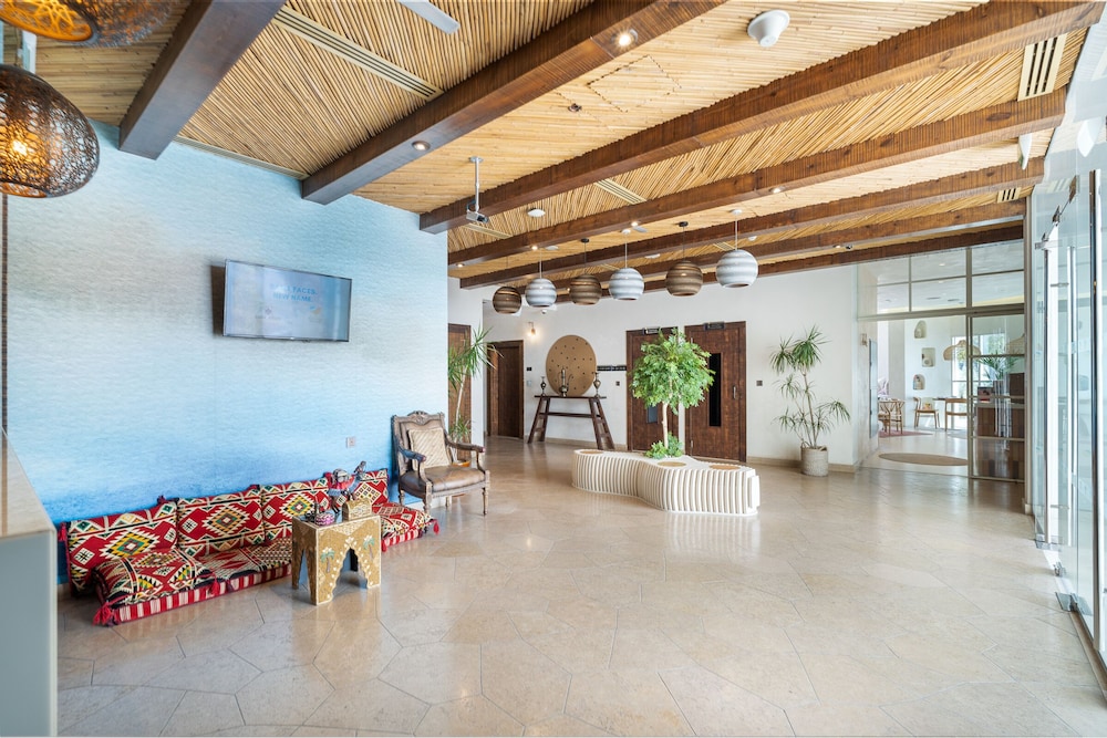 Beach Walk Boutique - Jumeriah 2