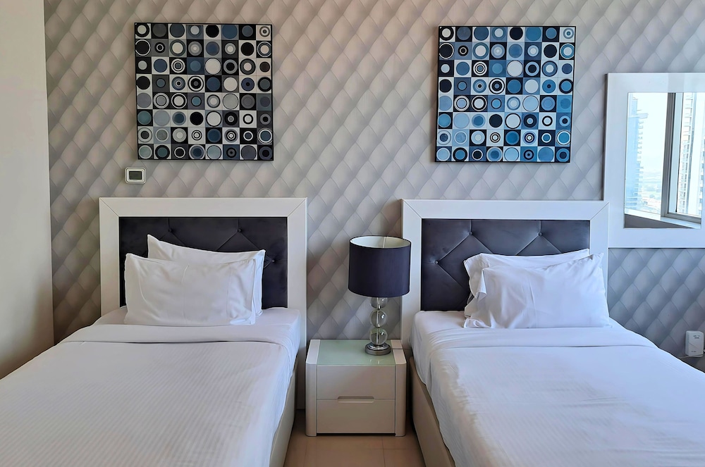 Barceló Residences Dubai Marina 19