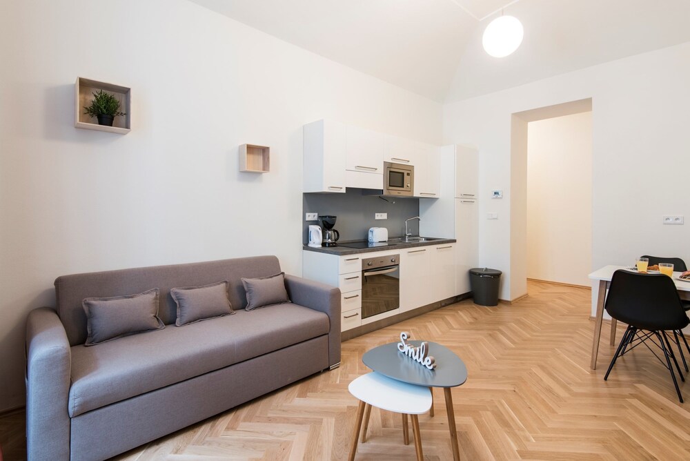 Rehorova Apartments 3