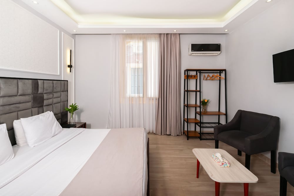 Capital Hotel 22