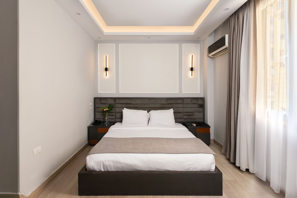 Capital Hotel 17
