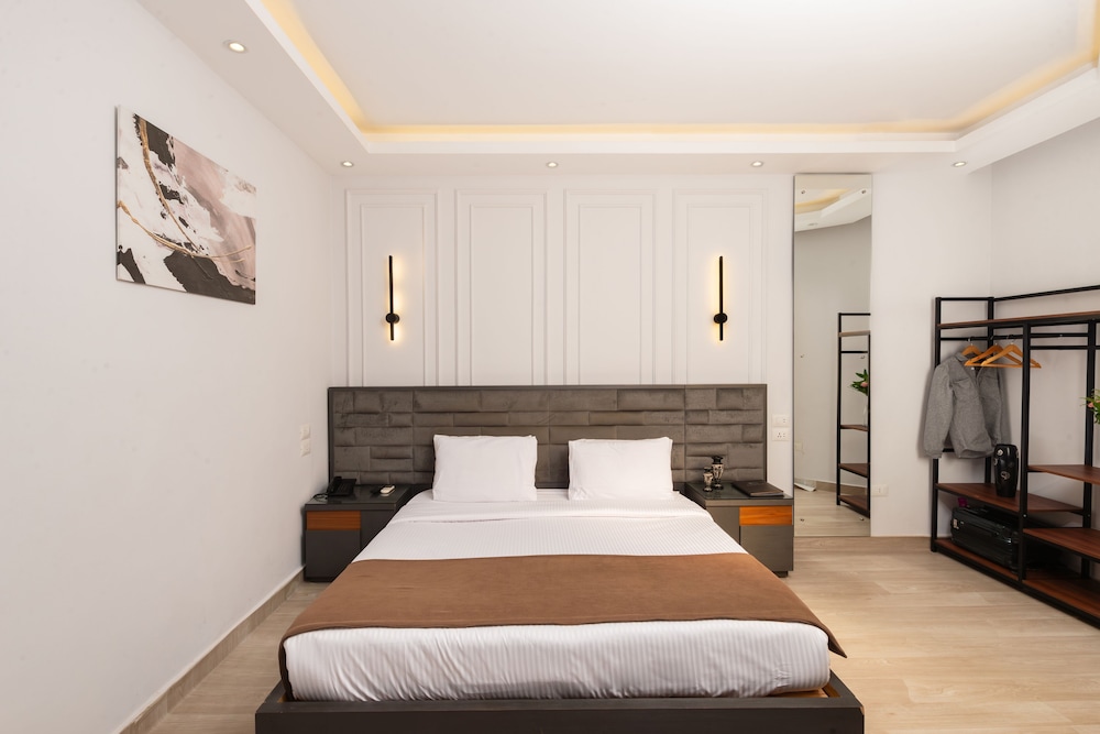 Capital Hotel 4
