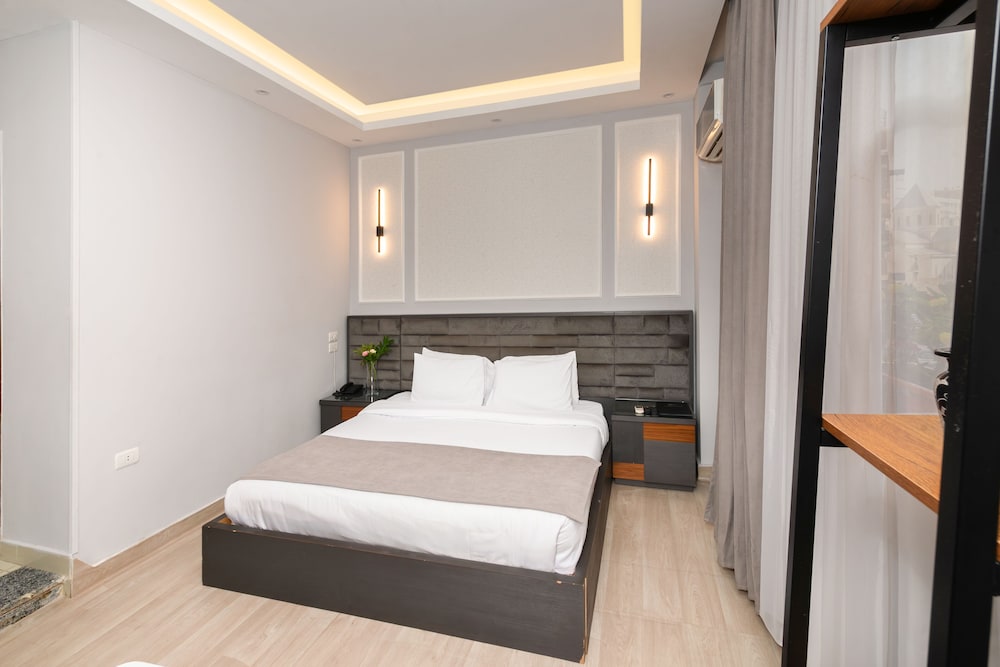 Capital Hotel 19