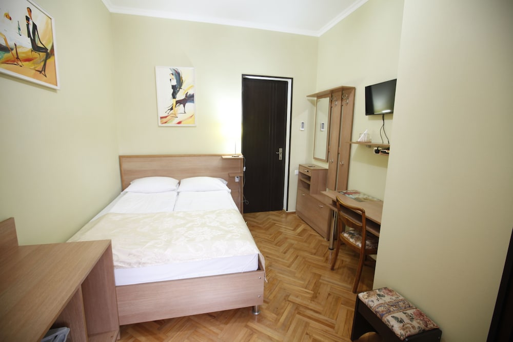 Silver Hotel 6