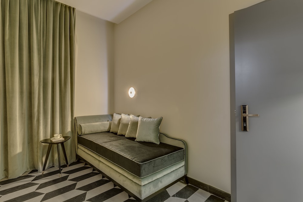 Otivm Hotel 14