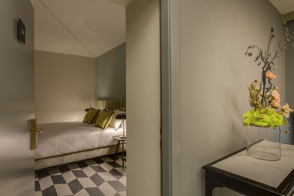 Otivm Hotel 20