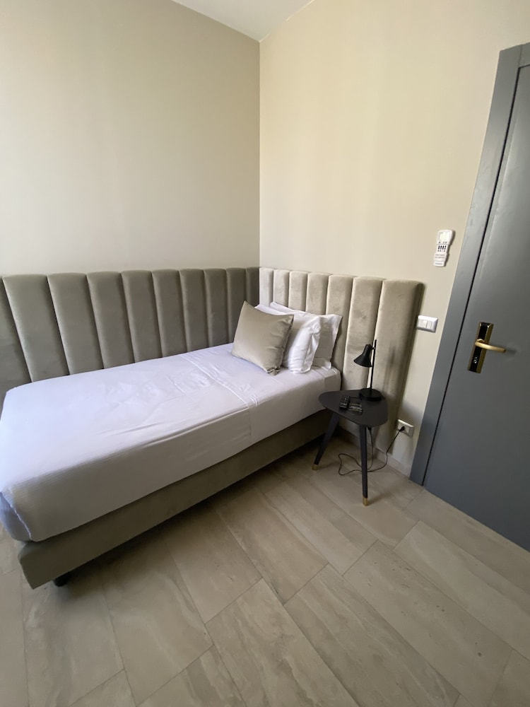 Otivm Hotel 19