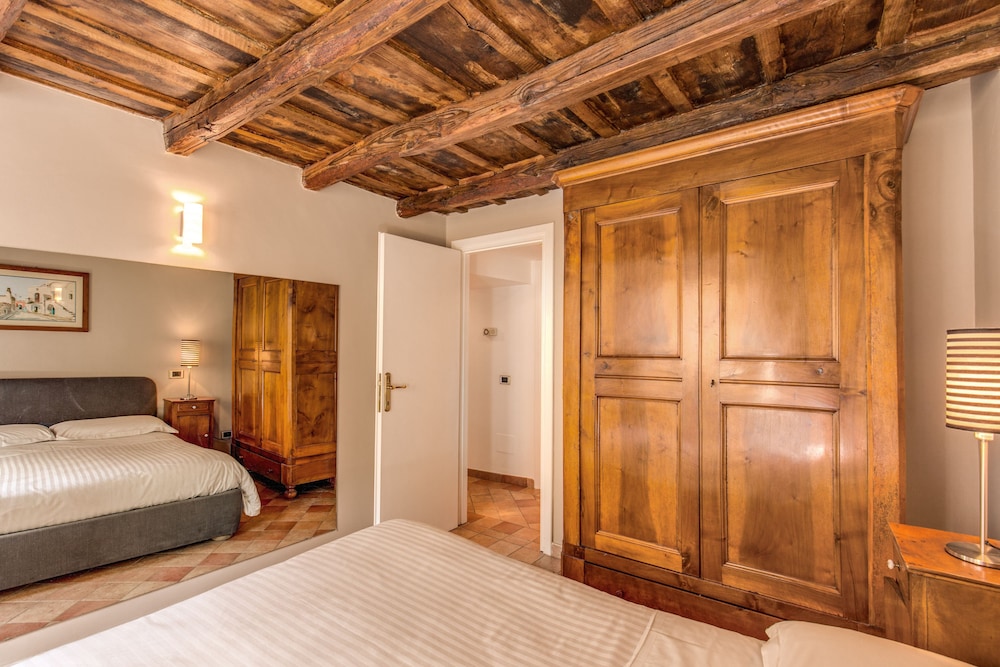 Your Suite Rome 9