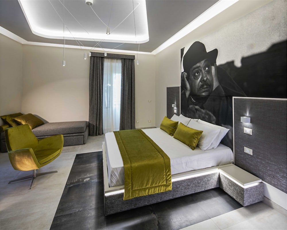 Via Veneto Luxury Suites 5