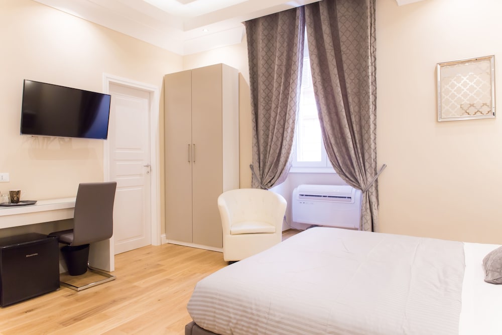 Nazionale Palace Suites 14