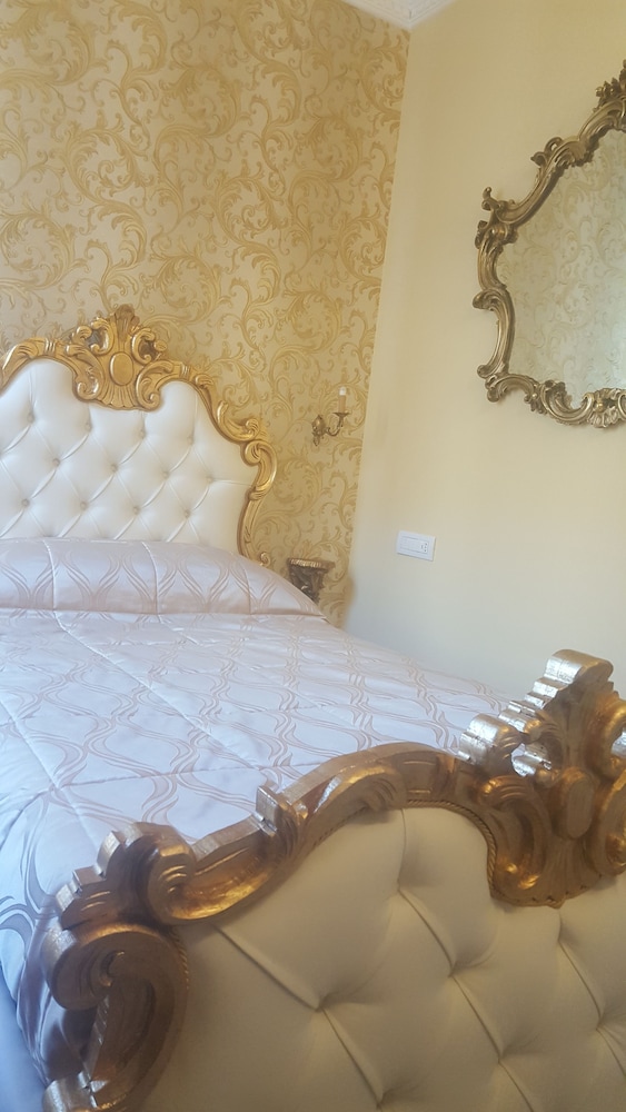 Impero Vaticano Suites Guest House 9